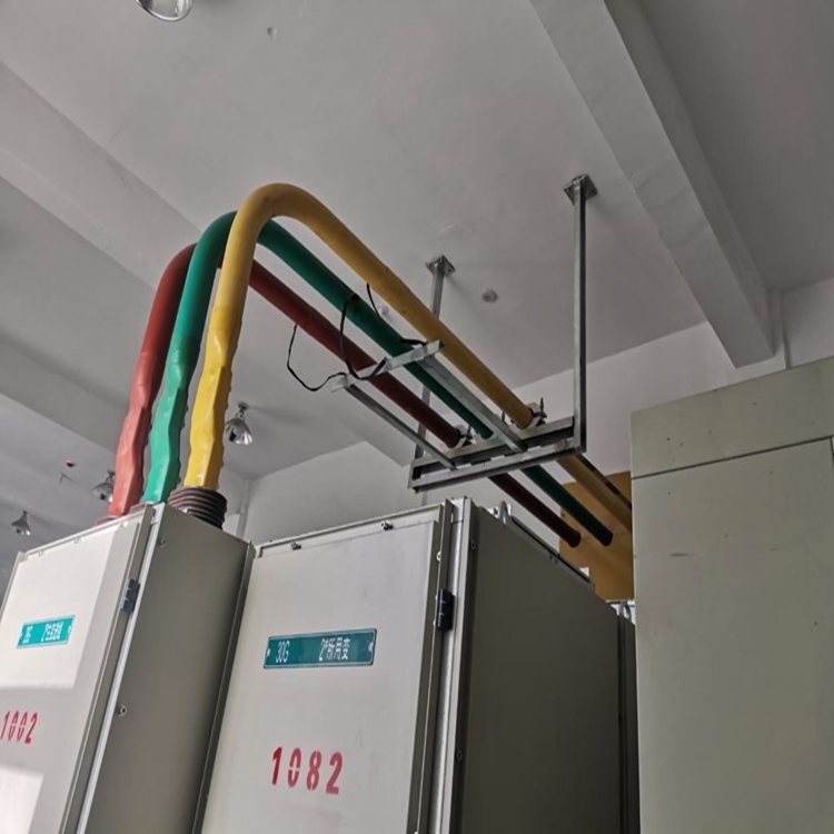 30KV絕緣管母線具有較強的抗震能力，安裝簡單
