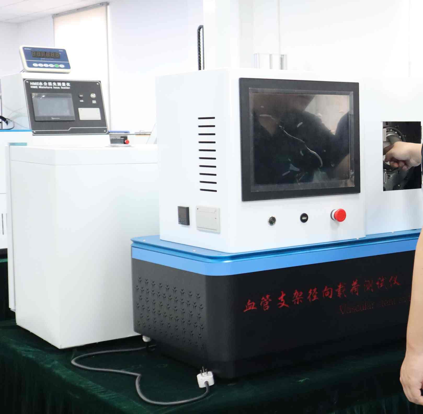 xxx研究院到上海誠衛參觀考察設備產品展示