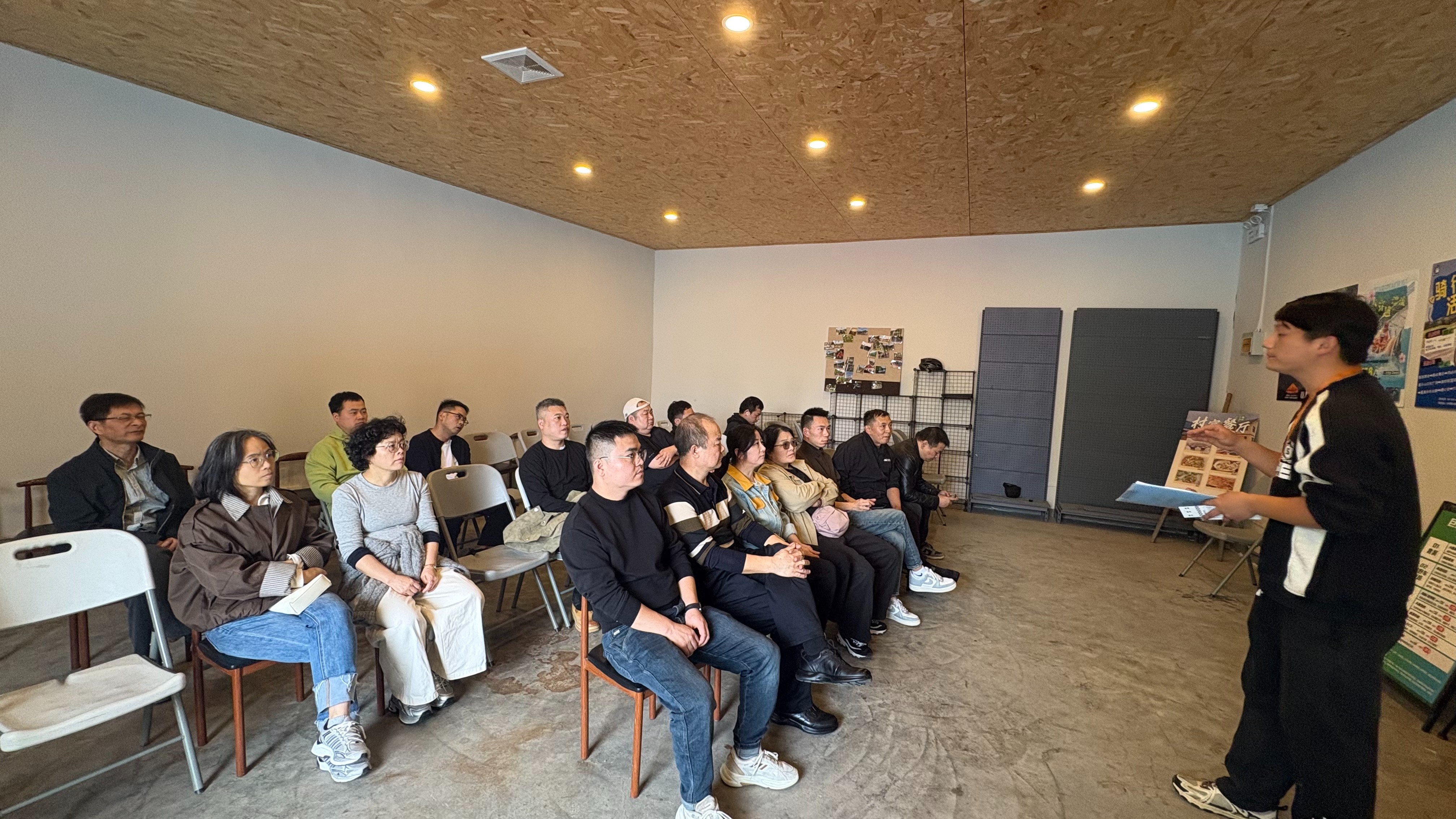 金秋同游乐,团队共辉煌