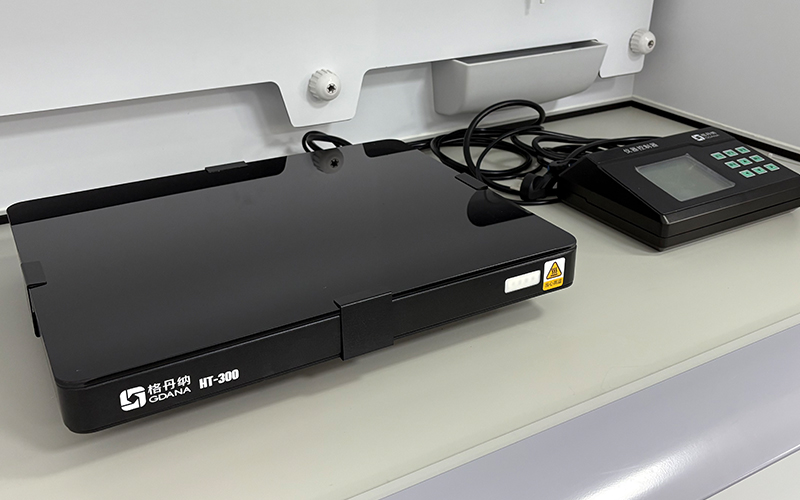 格丹納實驗電熱板的防腐設計與多元適用場景 格丹納實驗電熱板的防腐設計與多元適用場景