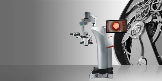 术中 OCT 辅助下的脱位性白内障继发房角闭合病例