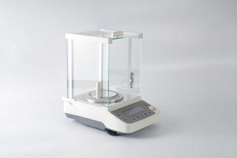 实验室<strong>电子天平</strong>哪个牌子好.JPG 电子天平